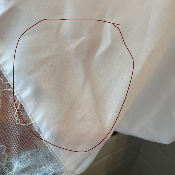 In the Bloom by Jonquil “the Mrs” bridal robe - Picture 4 of 13